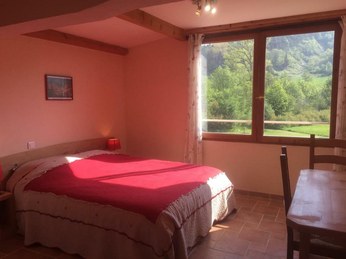 Alcove Du Velay Bed & Breakfast Rochelimagne Exterior foto